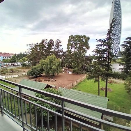 Central Park Apartment Батуми Экстерьер фото